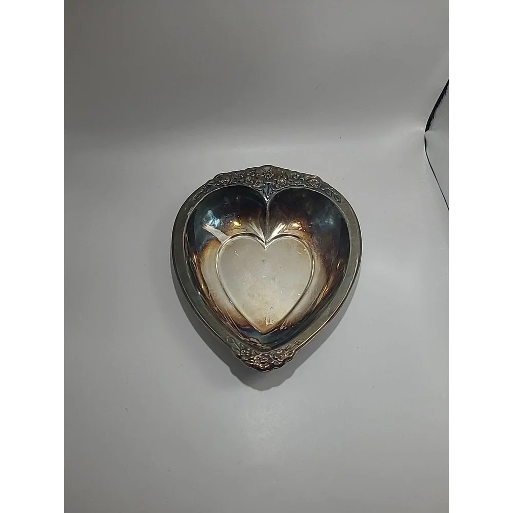 Vintage Heart Shaped‎ Silver Trinket Key Tray Floral Pattern Laurel Mist
